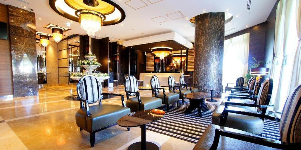 Apa Hotel Chiba Inzaimakinohara-Ekimae Narita Dış mekan fotoğraf